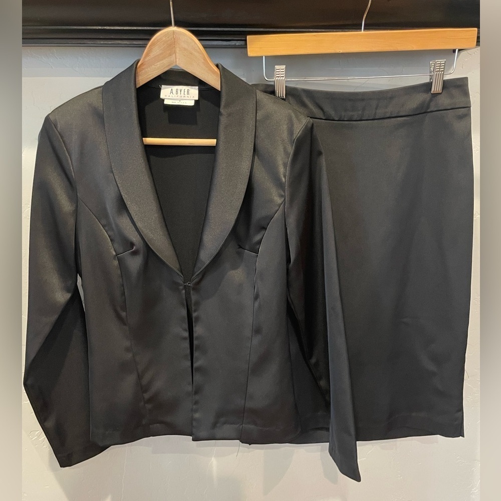 Y2K rare find!!  A. Byer Black Satin Blazer and pencil skirt size M
